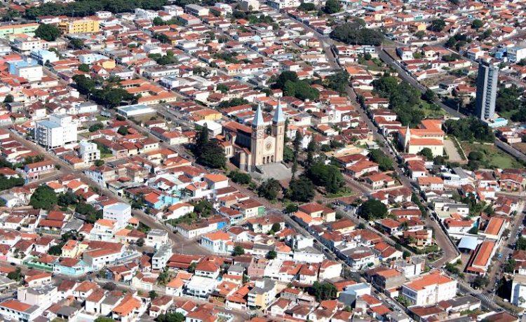 Minas ultrapassa a marca de 2.000 mortos e Guaxupé é a segunda cidade do Sul de Minas com mais casos de Coronavírus