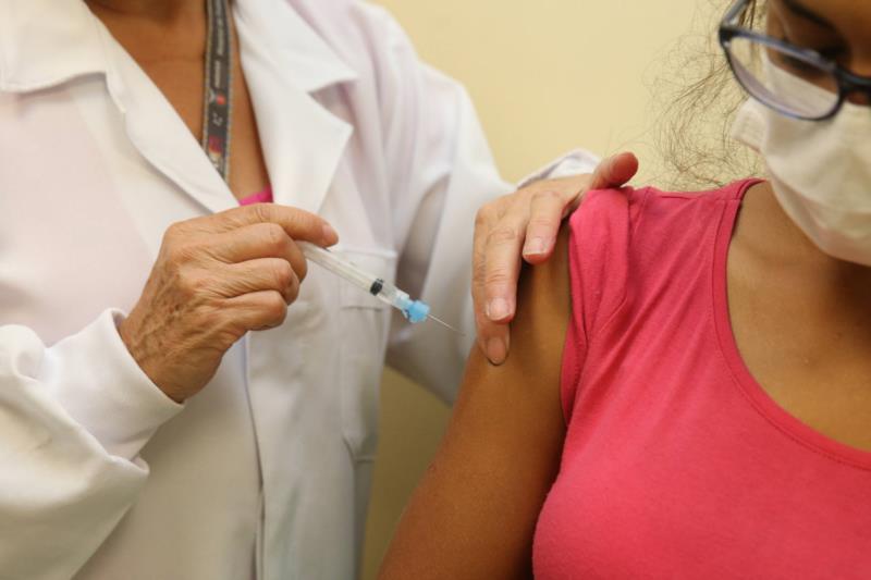 Pessoas de 55 a 59 anos já podem realizar o cadastro para receber a vacina contra a Covid-19 em Guaxupé