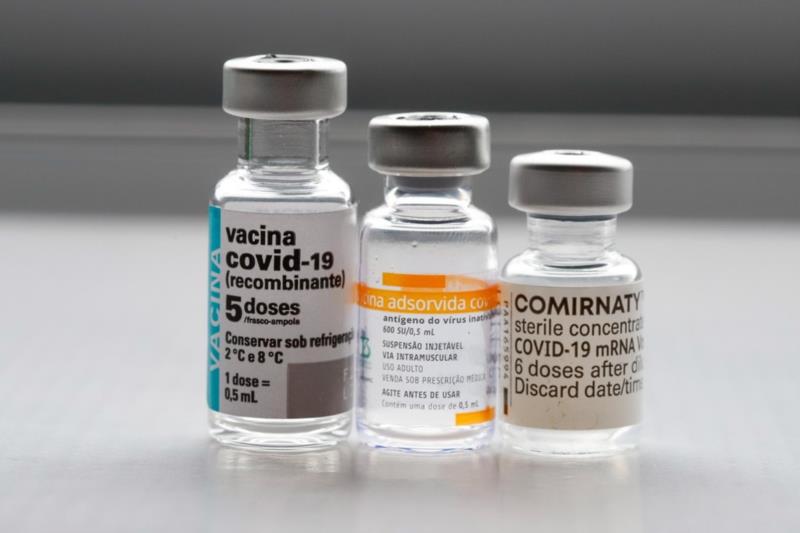 Covid: Ministério suspende orientação para vacinar adolescentes sem comorbidade