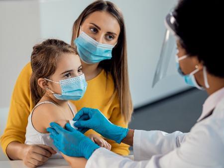 Crianças de 5 a 11 anos com comorbidades ou deficiência permanente já podem se cadastrar para receber a vacina contra a Covid-19 em Guaxupé