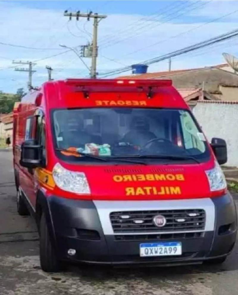 Atropelamento na Avenida Dona Floriana deixa quatro feridos em Guaxupé