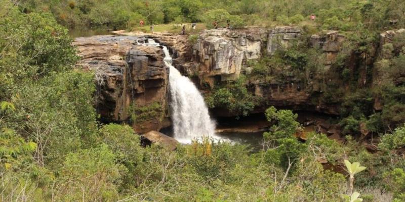 Defesa Civil de Minas alerta para formação de cabeça d'água em rios e cachoeiras no feriado prolongado 
