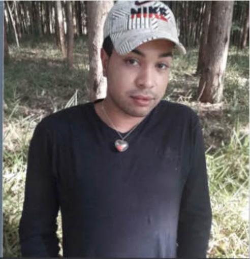 Jovem de 23 anos foi morto pelo ex-namorado com três golpes de canivete em Monte Belo 