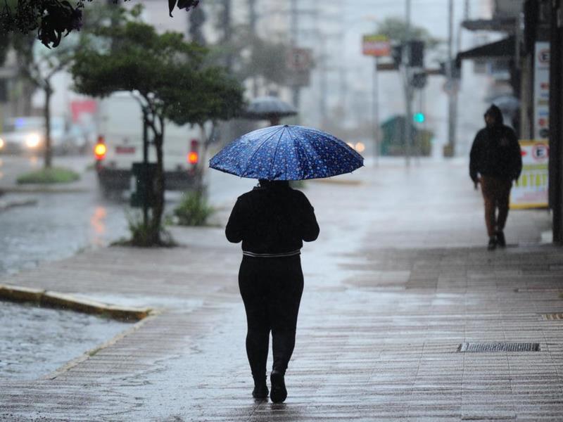 Fevereiro deverá ter chuva acima da média em grande parte do país, aponta Inmet