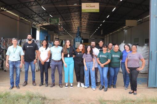 Equipe ESG da Cooxupé visita Recicla Guaxupé